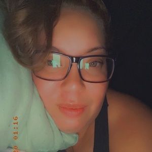 Meet your Posher, Annette